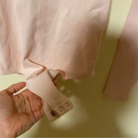 Fabletics Cream Long Sleeve Bodysuit - Picture 4 of 7